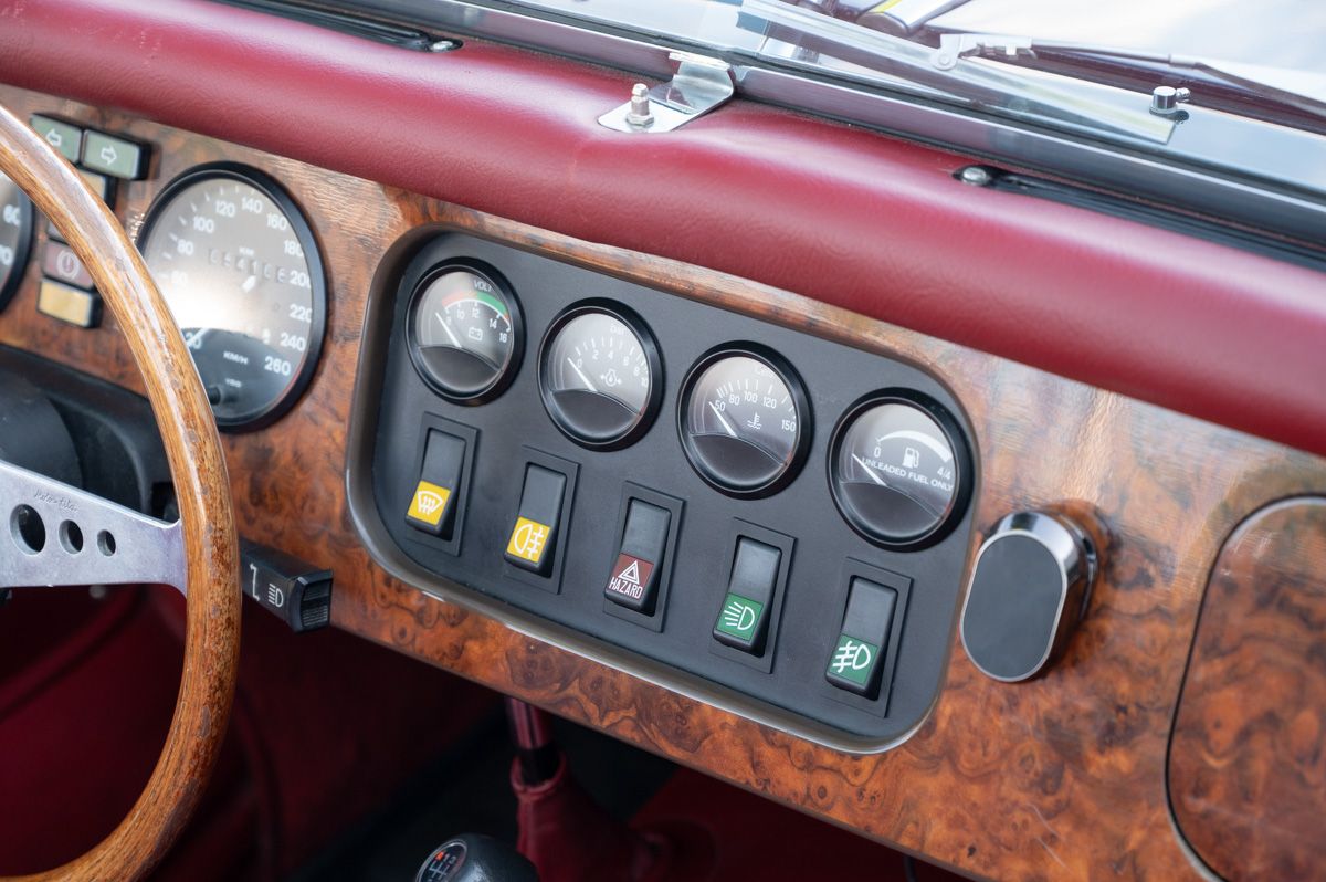 Morgan Plus 8 (1992) — foto 52
