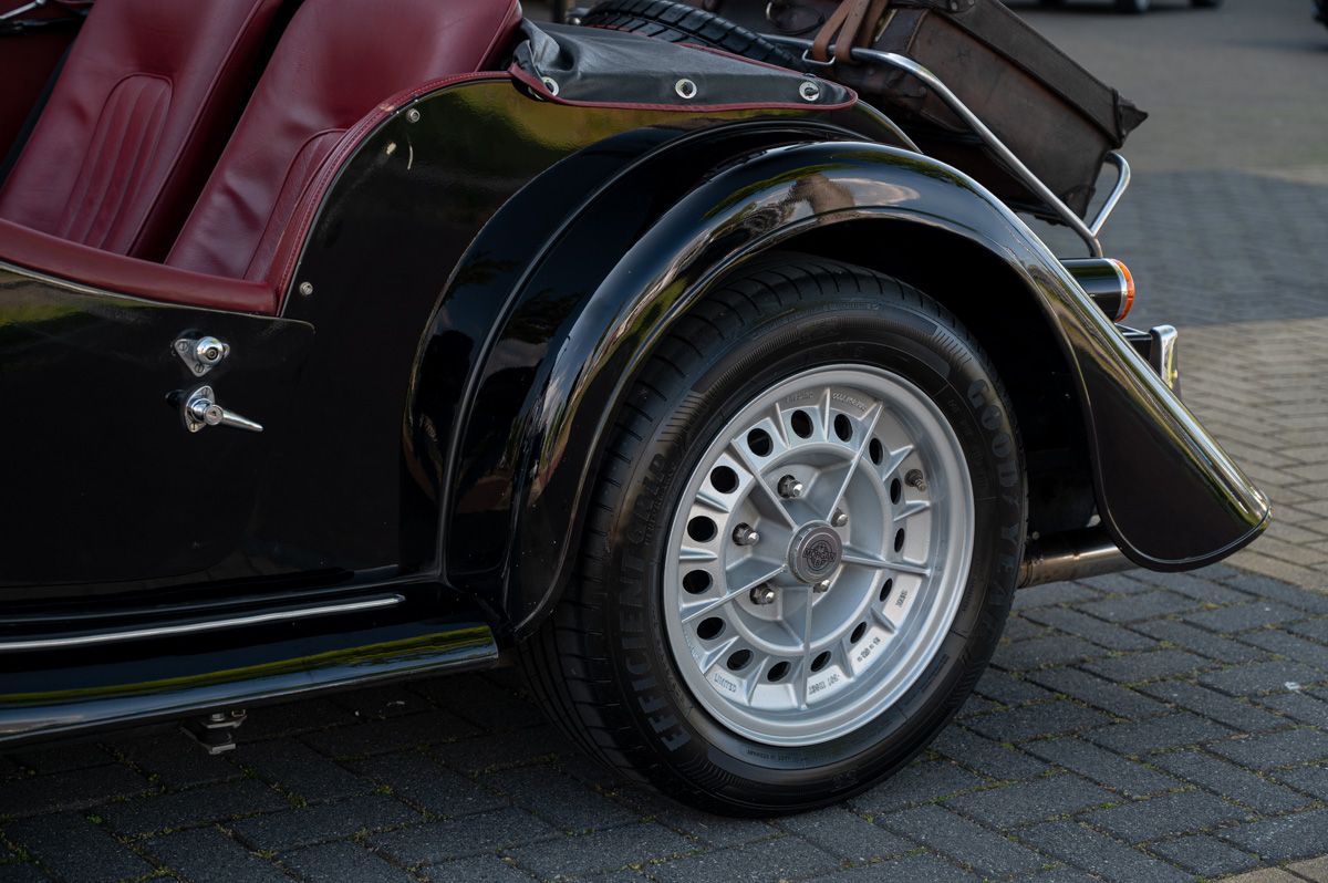 Morgan Plus 8 (1992) — foto 21