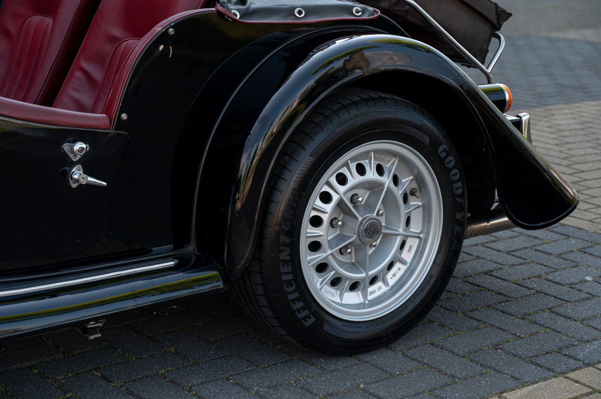 Morgan Plus 8 (1992) — foto 24