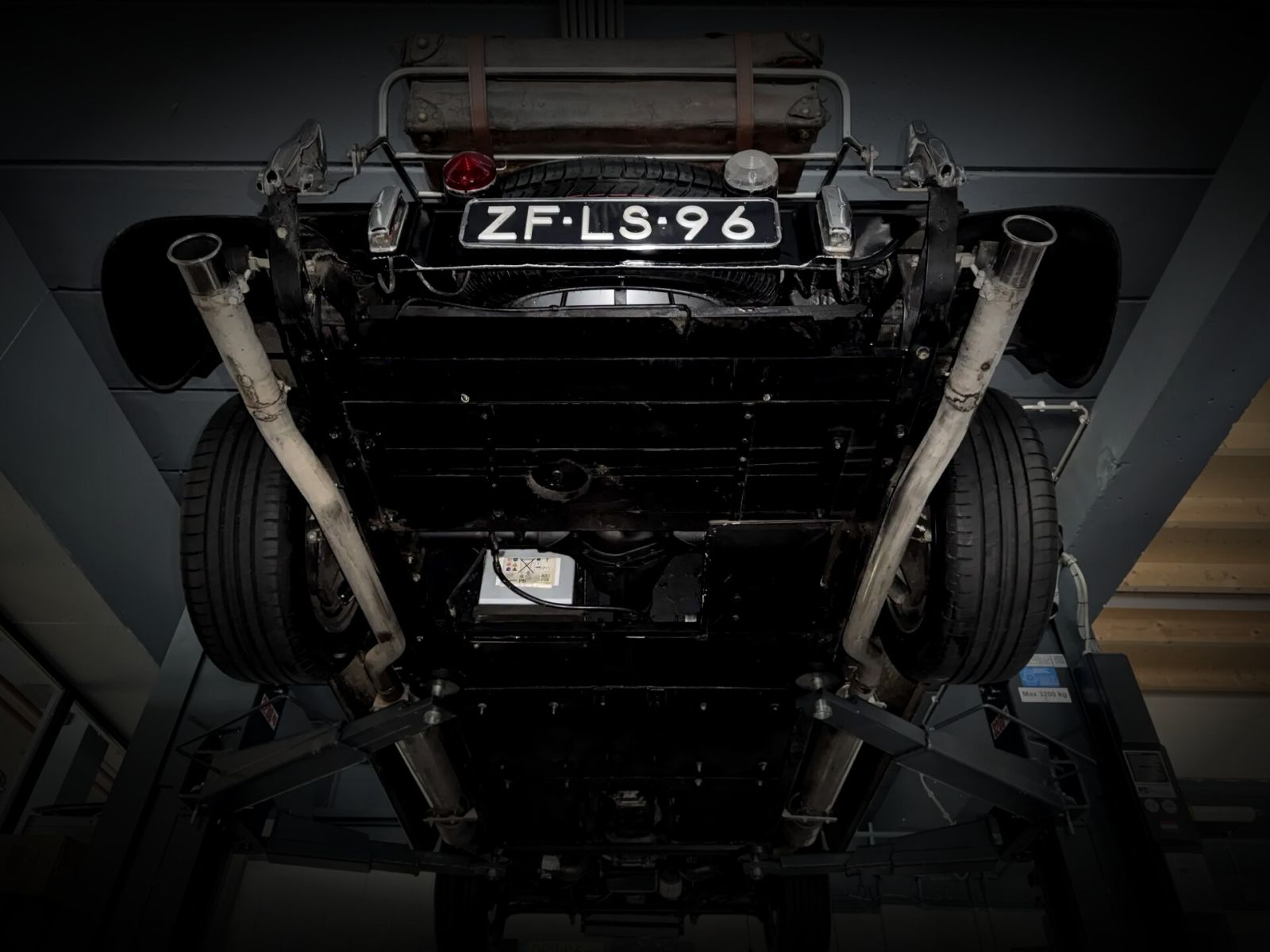 Morgan Plus 8 (1992) — foto 83