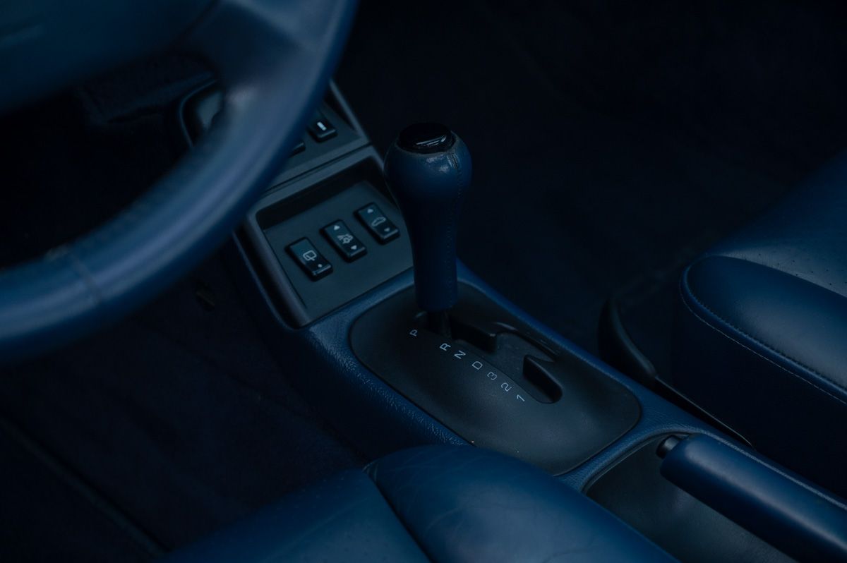 Porsche 911 (1994) — photo 50