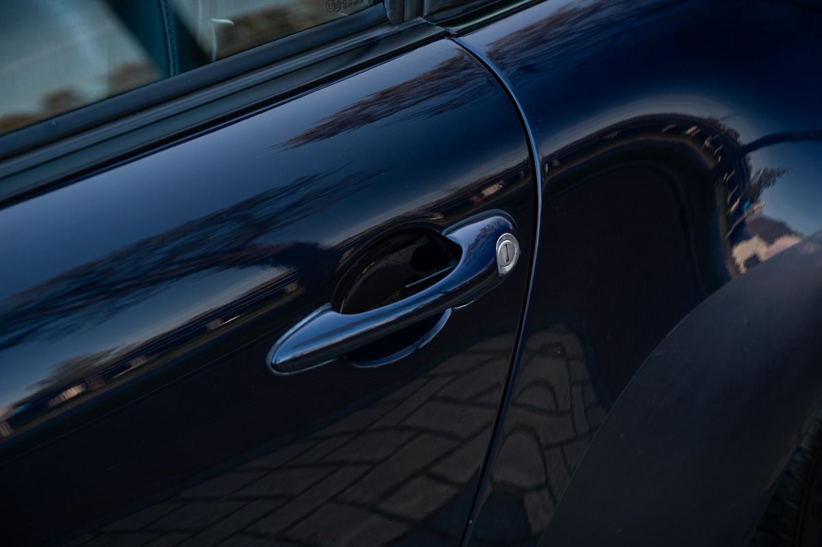 Porsche 911 (1994) — photo 31