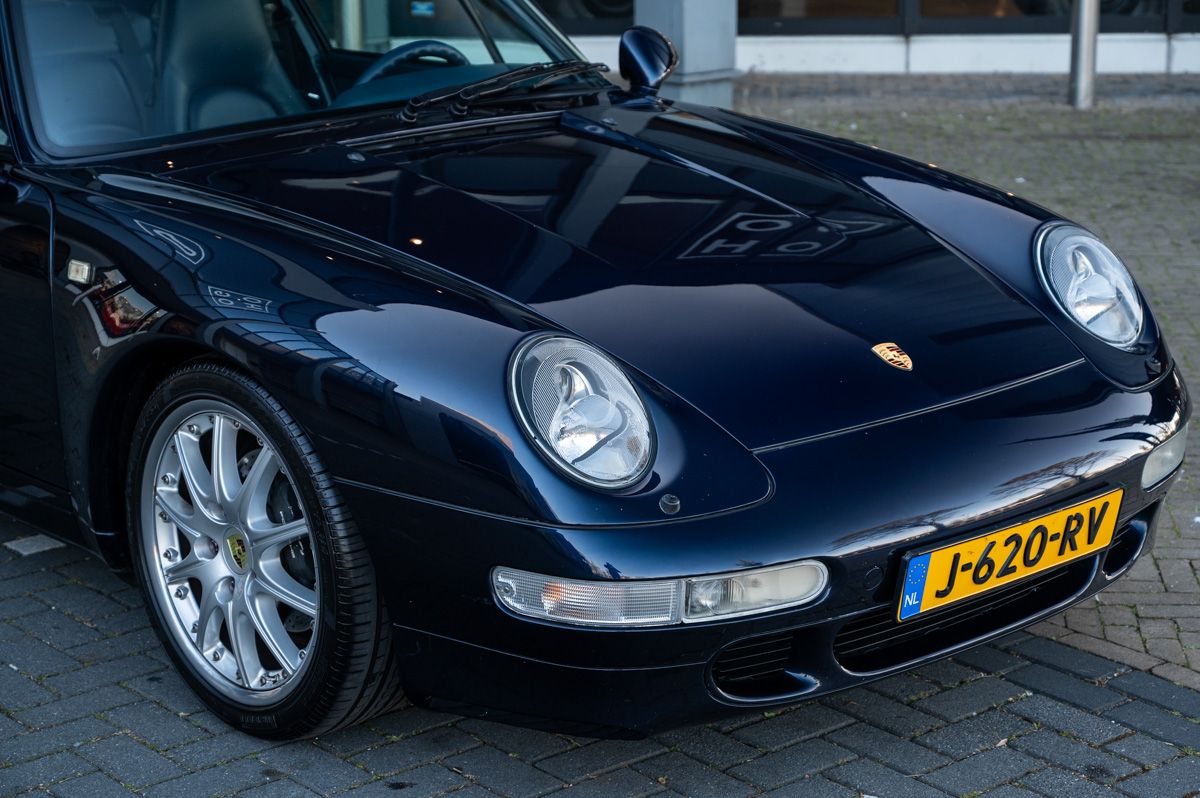 Porsche 911 (1994) — photo 6