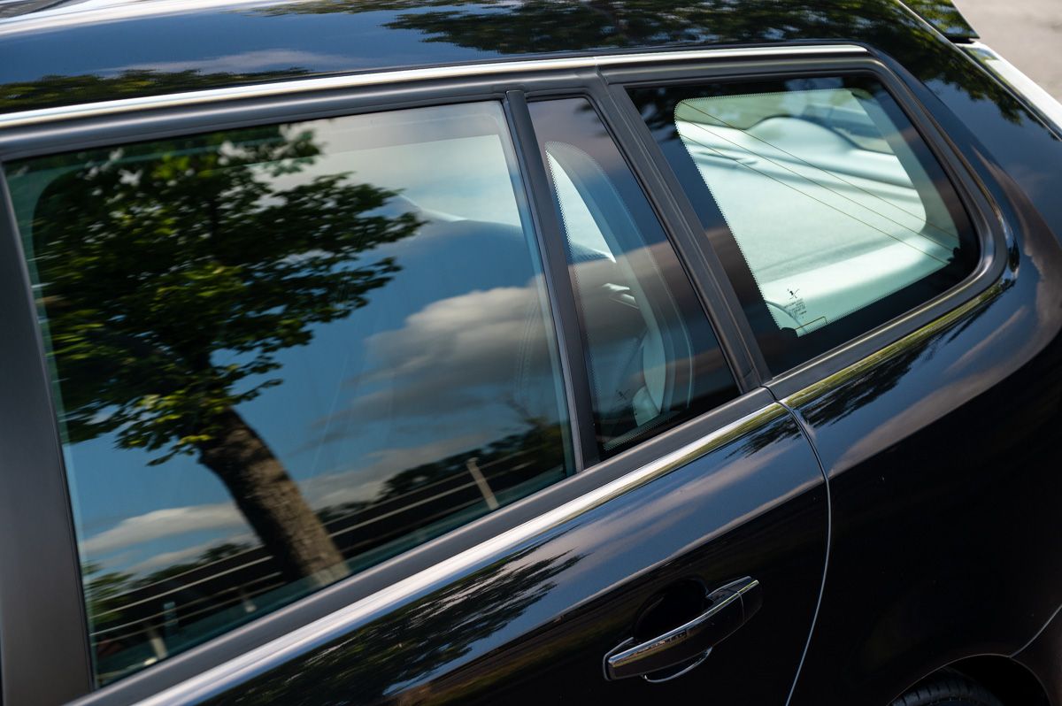 Saab 9-3 (2008) — photo 37