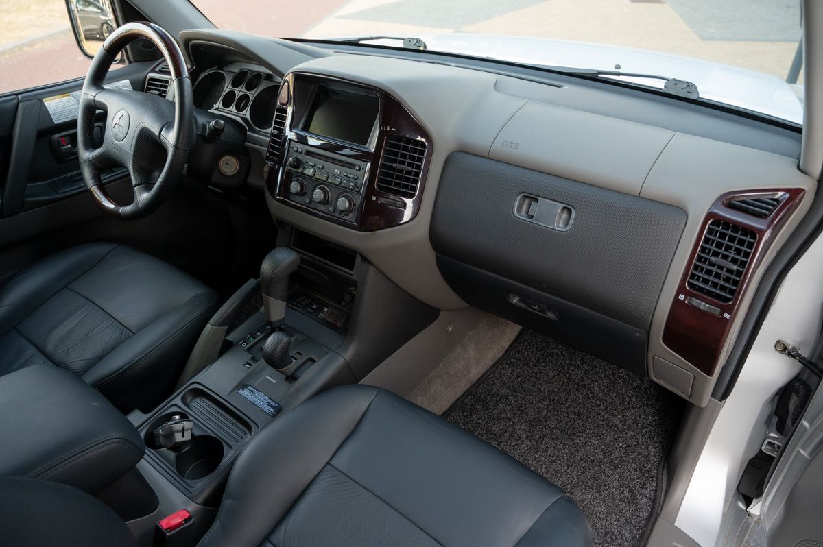 Mitsubishi Pajero (2002) — Foto 42