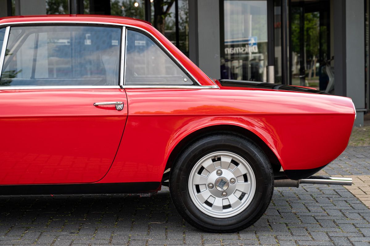 Lancia Fulvia (1974) — Foto 11