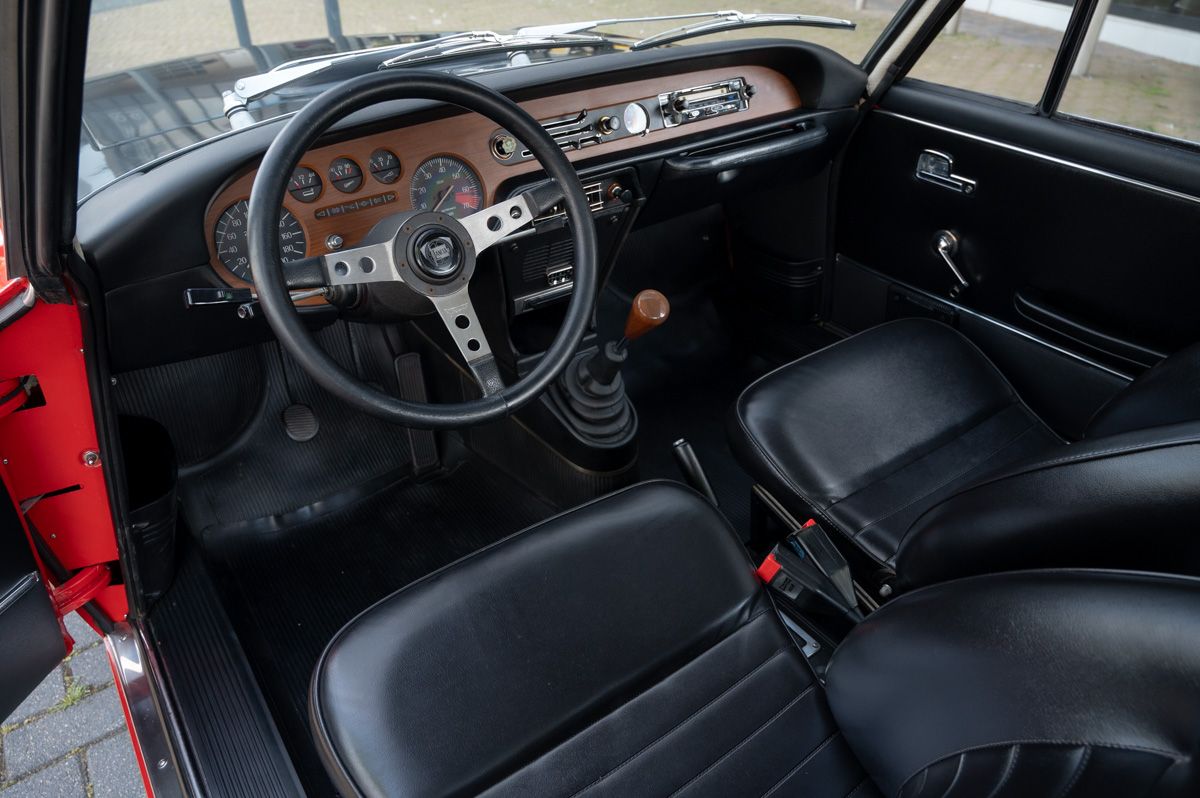 Lancia Fulvia (1974) — Foto 36