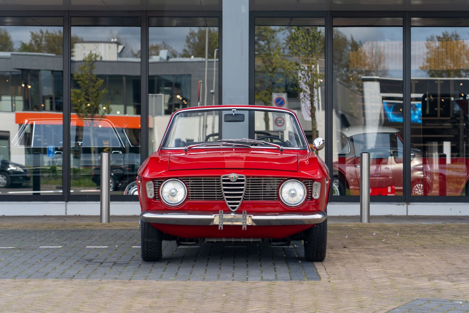 Alfa Romeo Giulia (1965) — photo 6