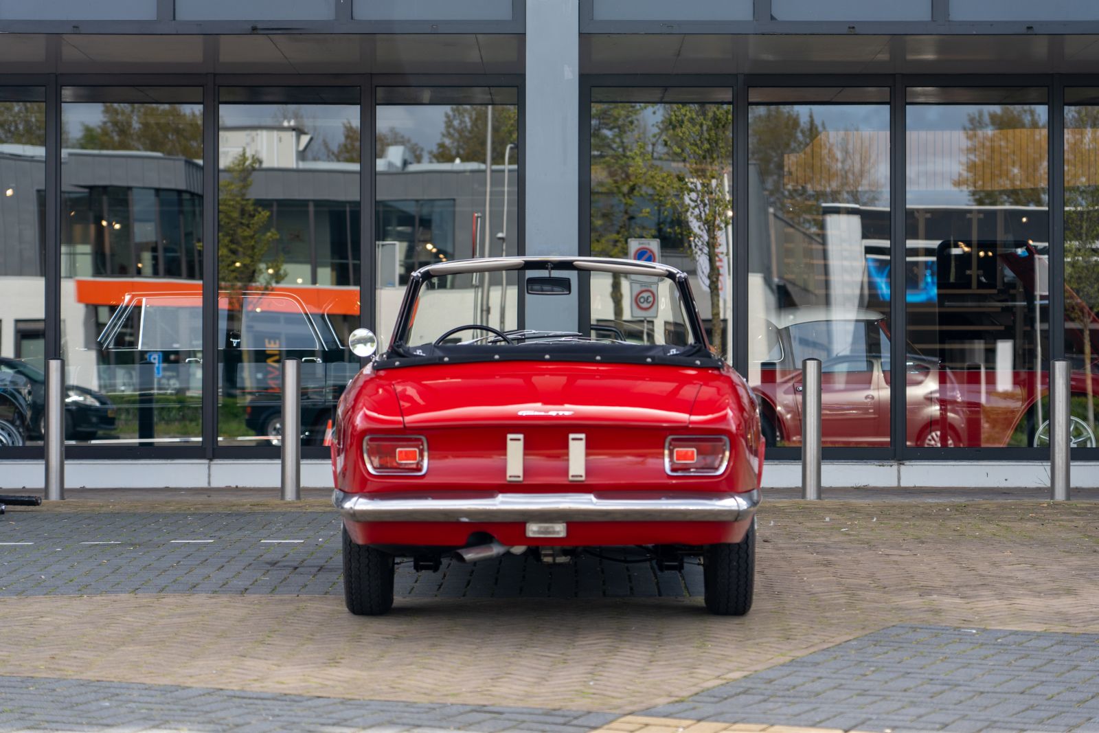 Alfa Romeo Giulia (1965) — photo 7