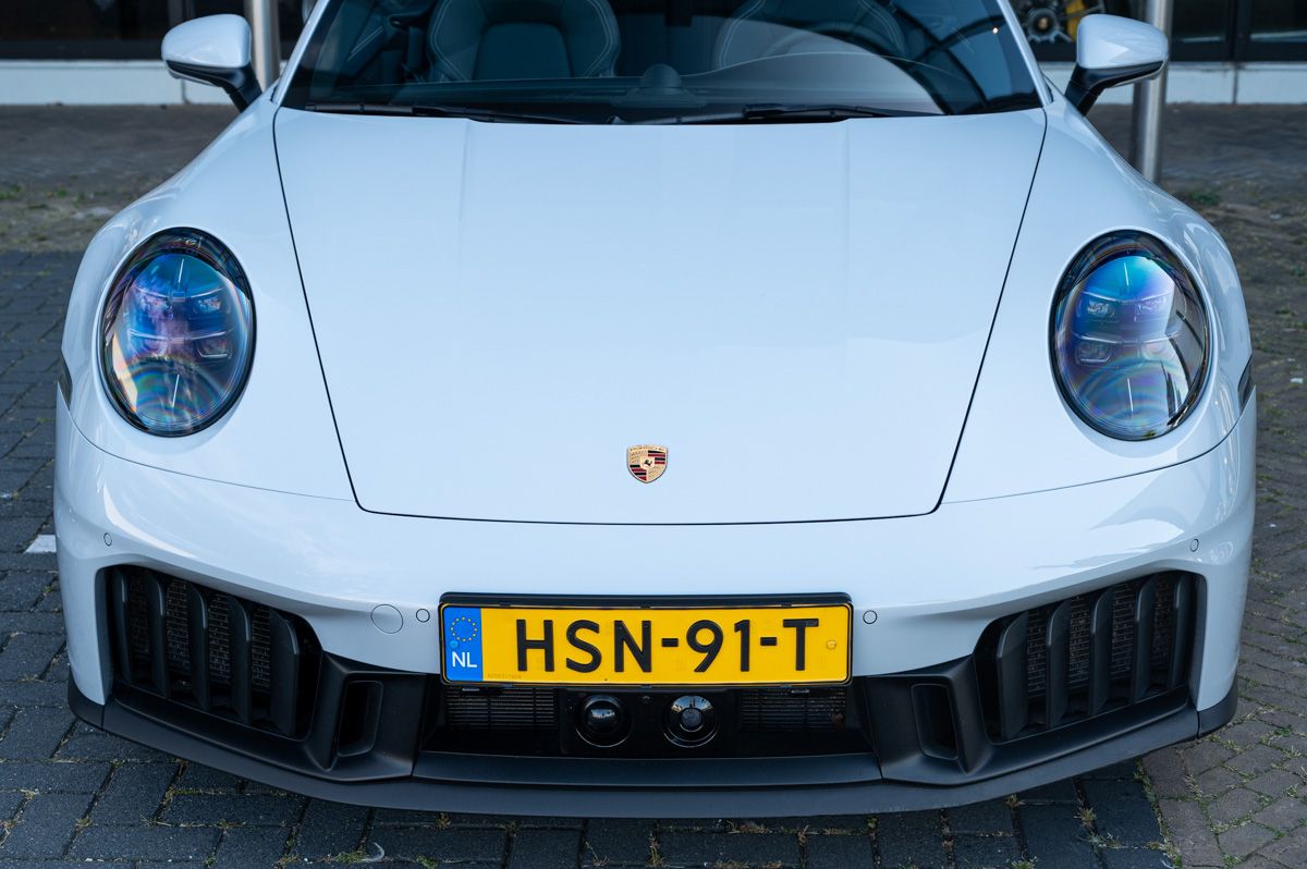 Porsche 911 (2024) — foto 7
