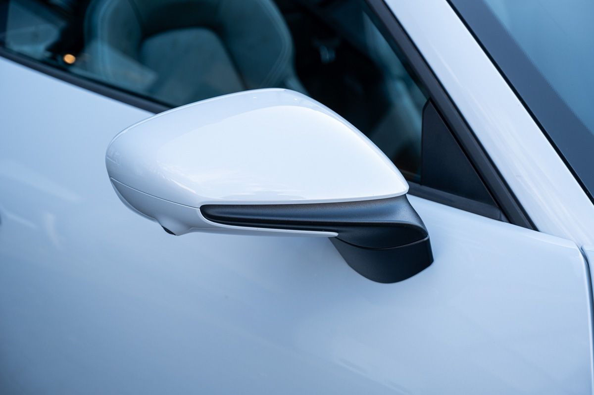 Porsche 911 (2024) — foto 32