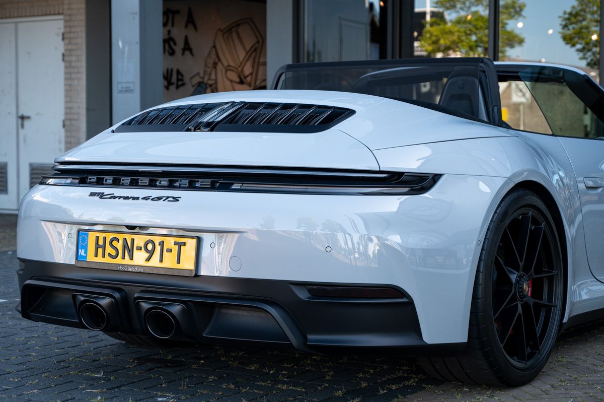 Porsche 911 (2024) — foto 3