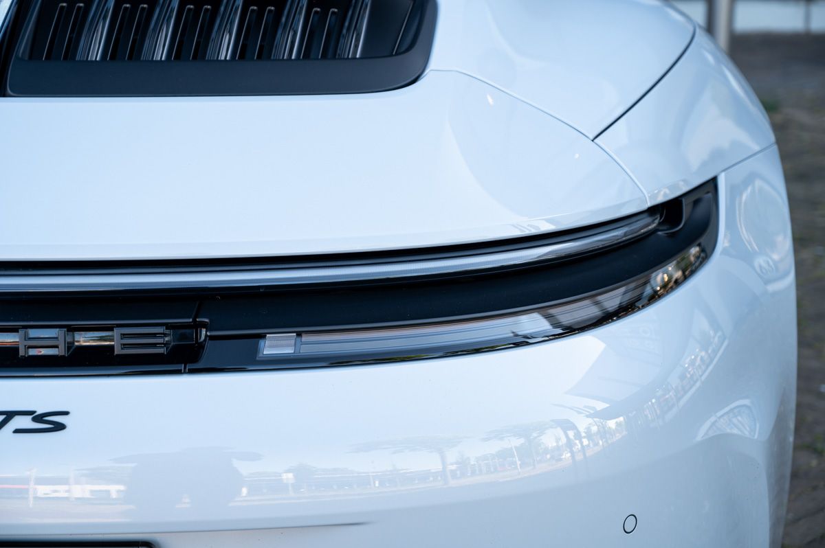 Porsche 911 (2024) — foto 27