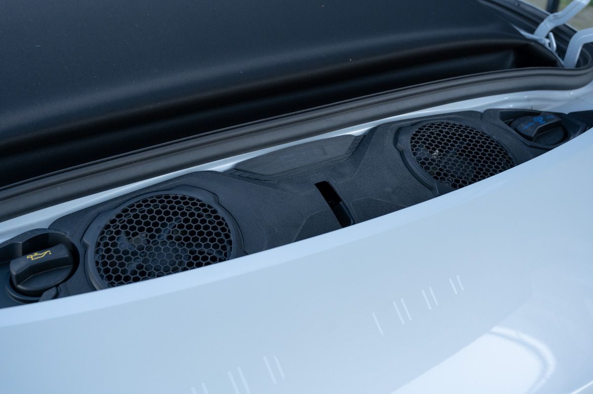 Porsche 911 (2024) — foto 102
