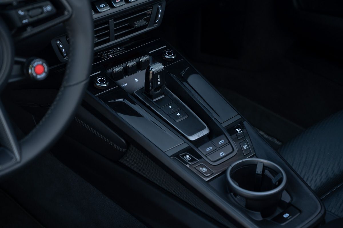 Porsche 911 (2024) — foto 62