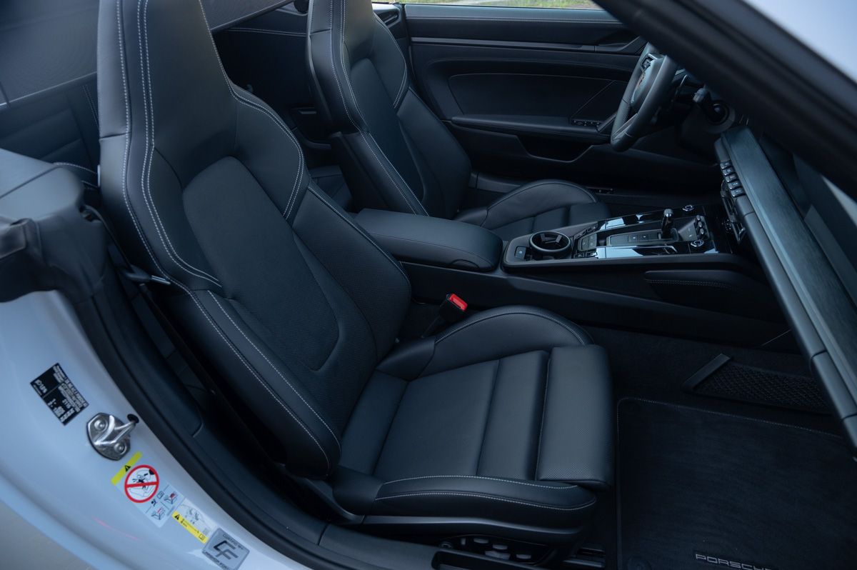 Porsche 911 (2024) — foto 51