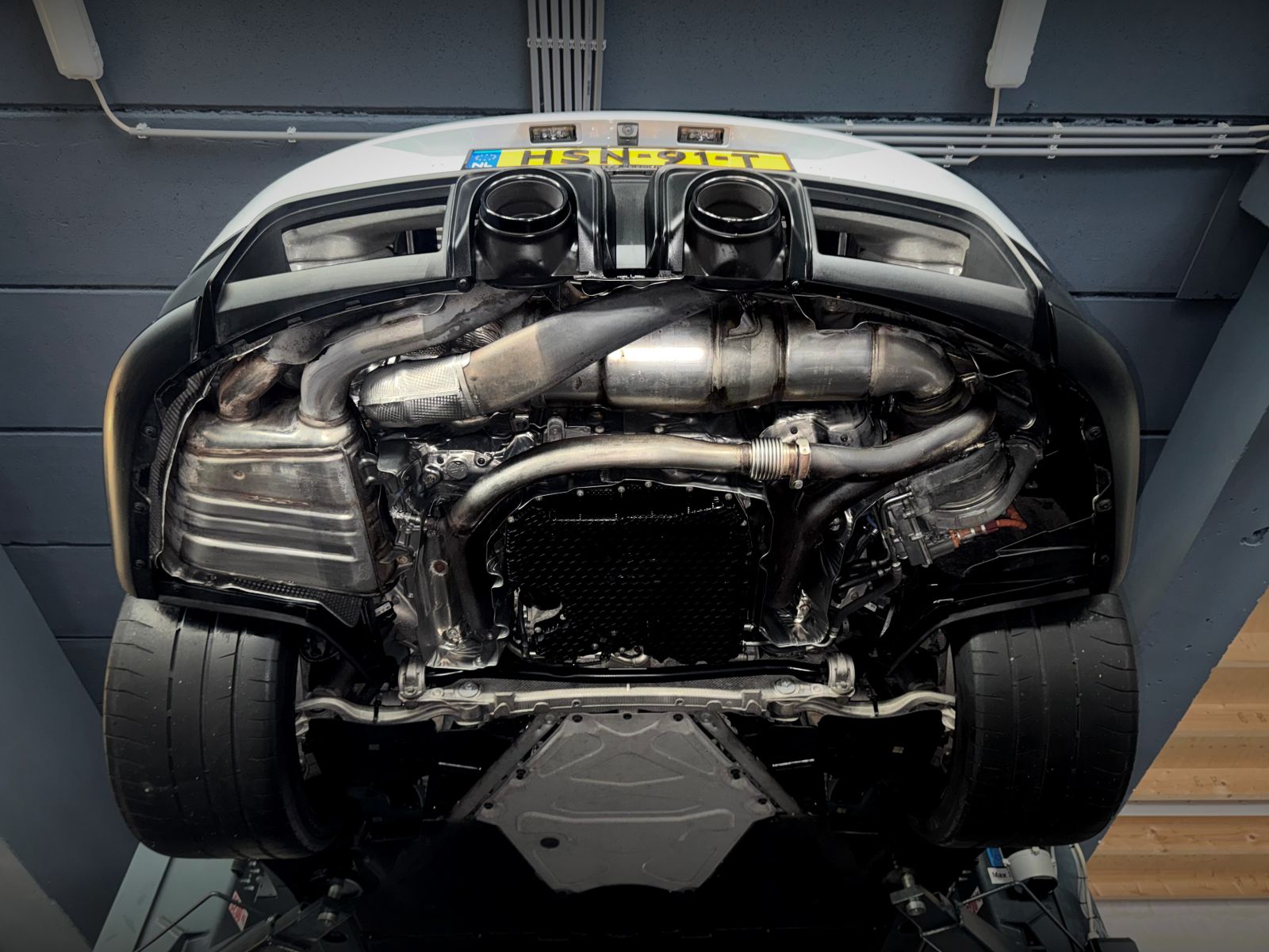 Porsche 911 (2024) — foto 114