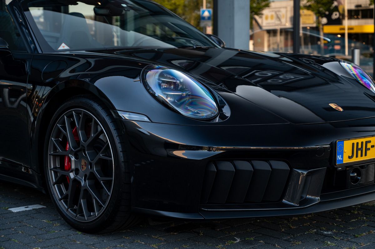 Porsche 911 (2024) — foto 30