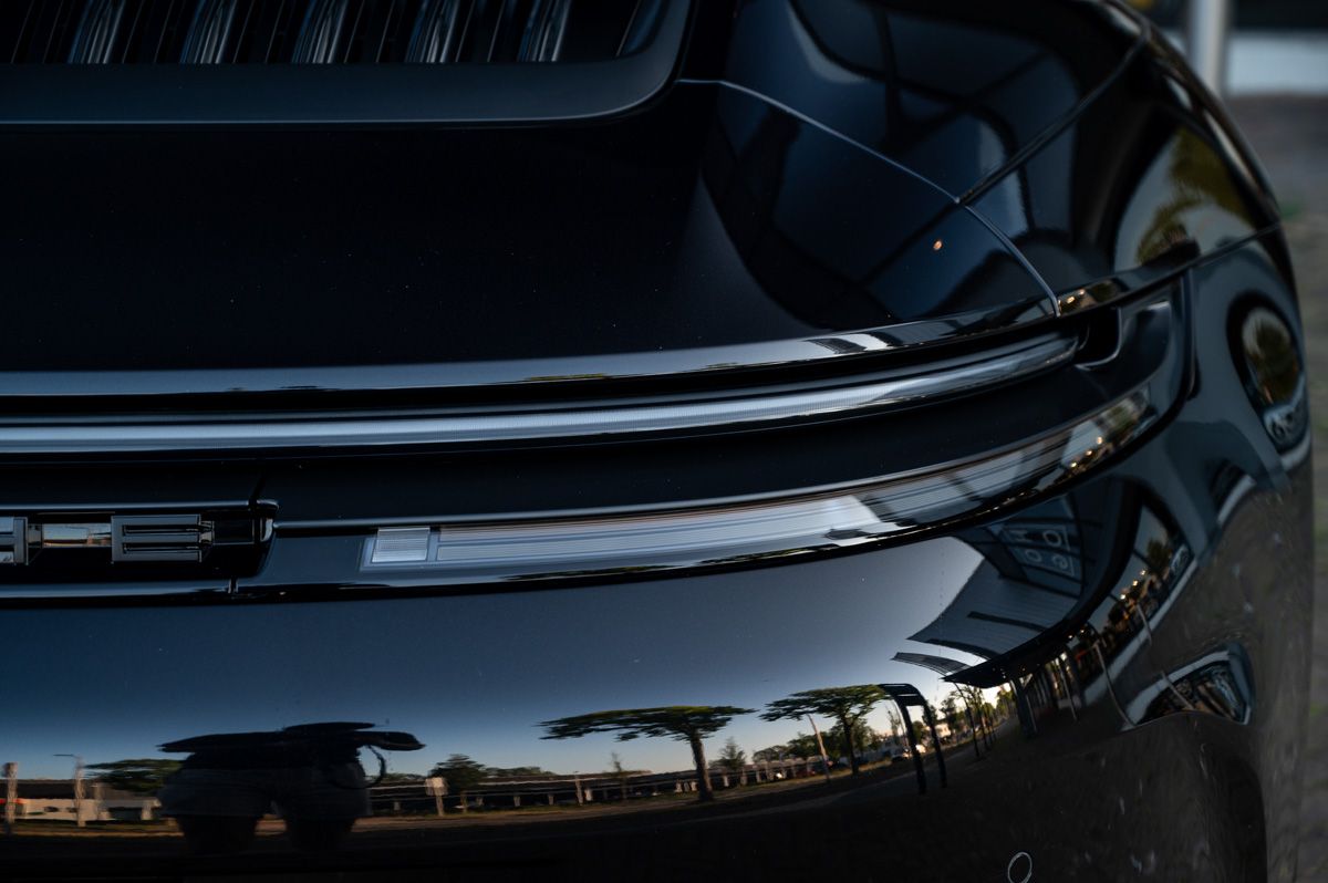 Porsche 911 (2024) — foto 27