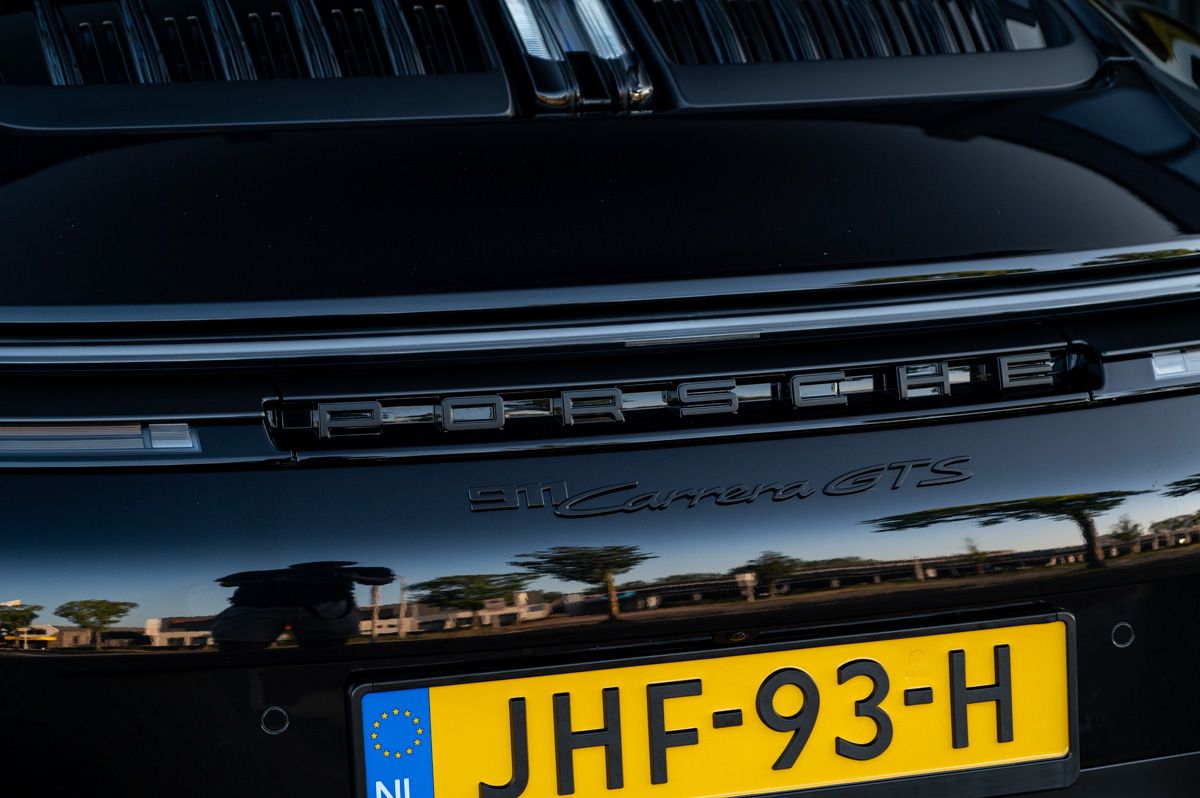 Porsche 911 (2024) — foto 28