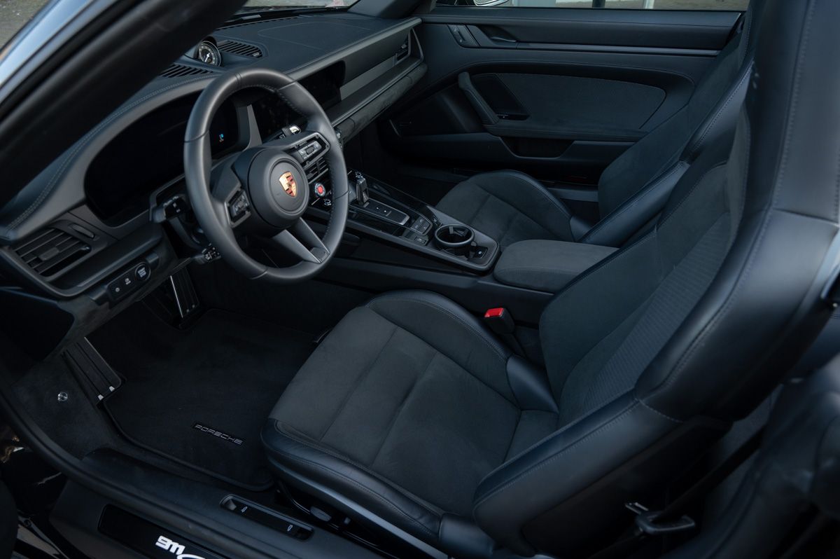 Porsche 911 (2024) — foto 44