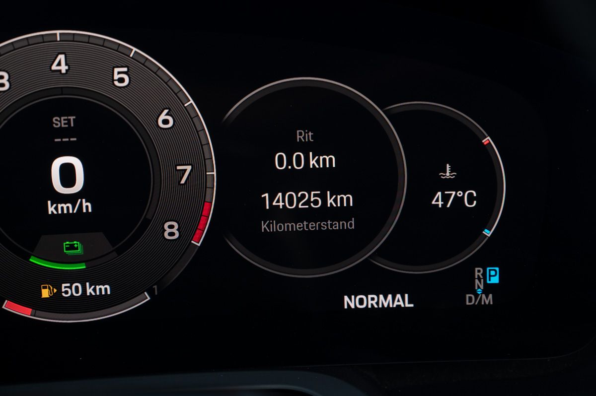 Porsche 911 (2024) — foto 61