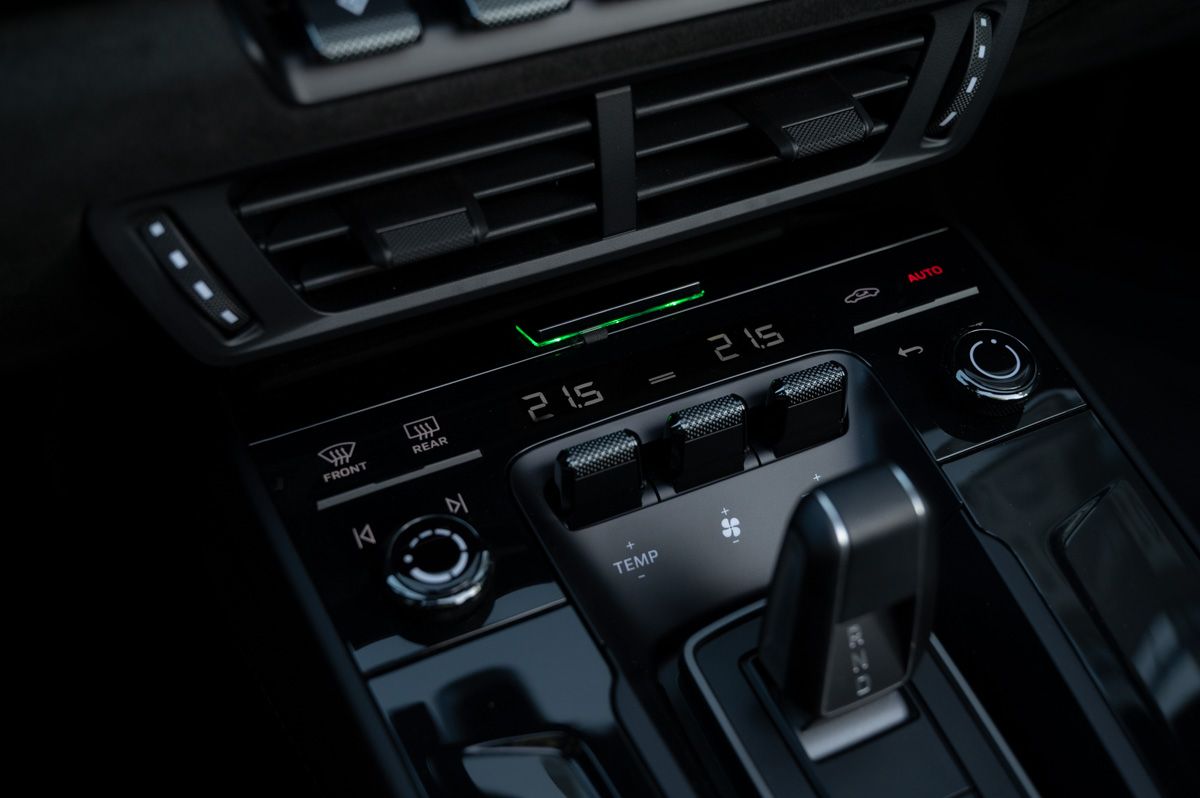 Porsche 911 (2024) — foto 86
