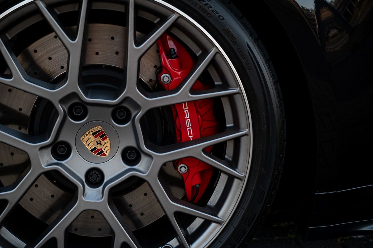 Porsche 911 (2024) — foto 22