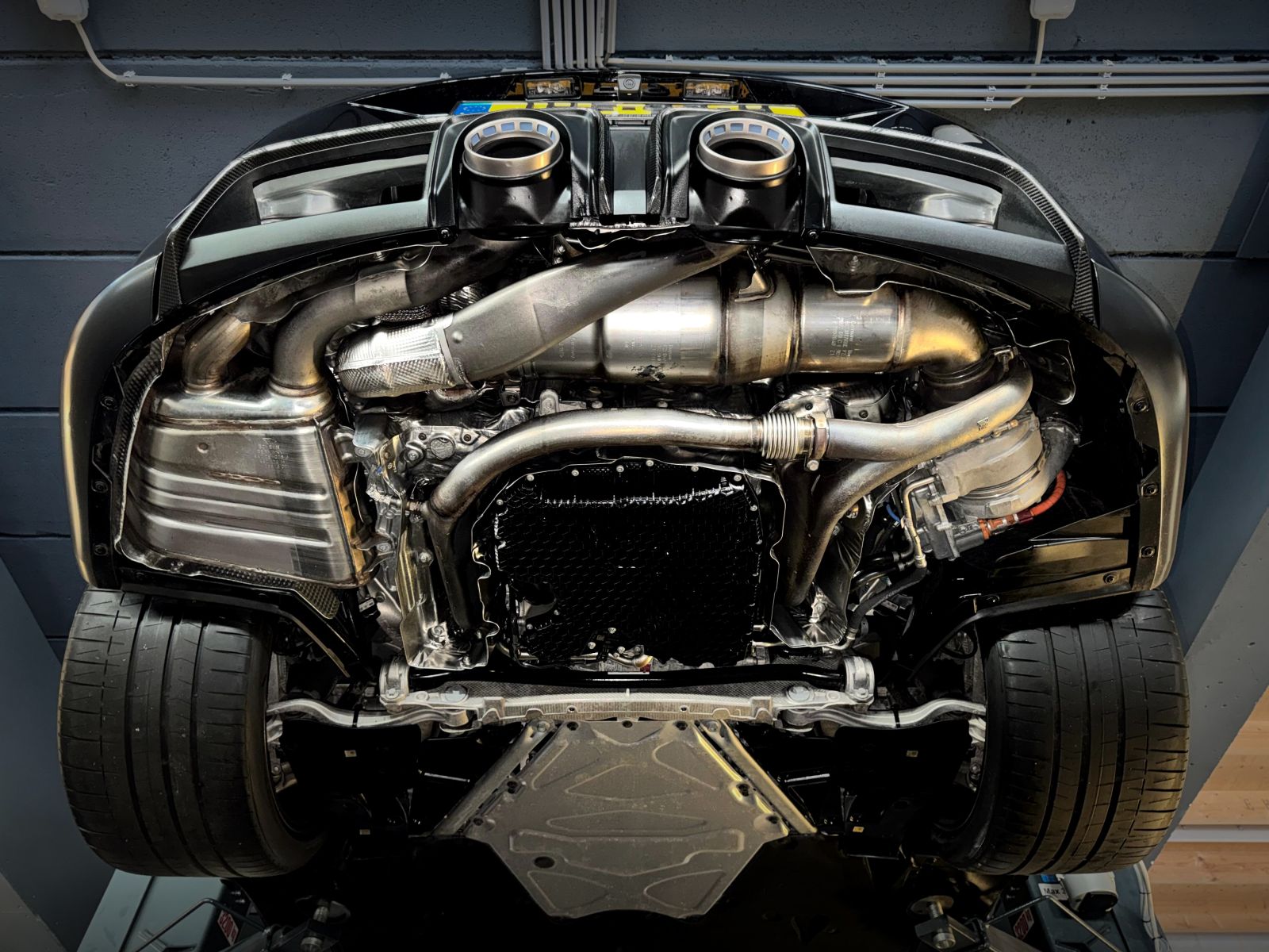 Porsche 911 (2024) — foto 102