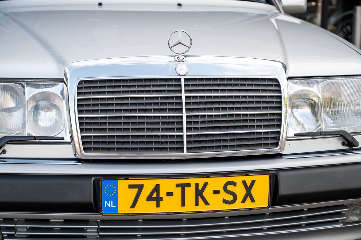Mercedes-Benz Classe E (1992) — photo 28
