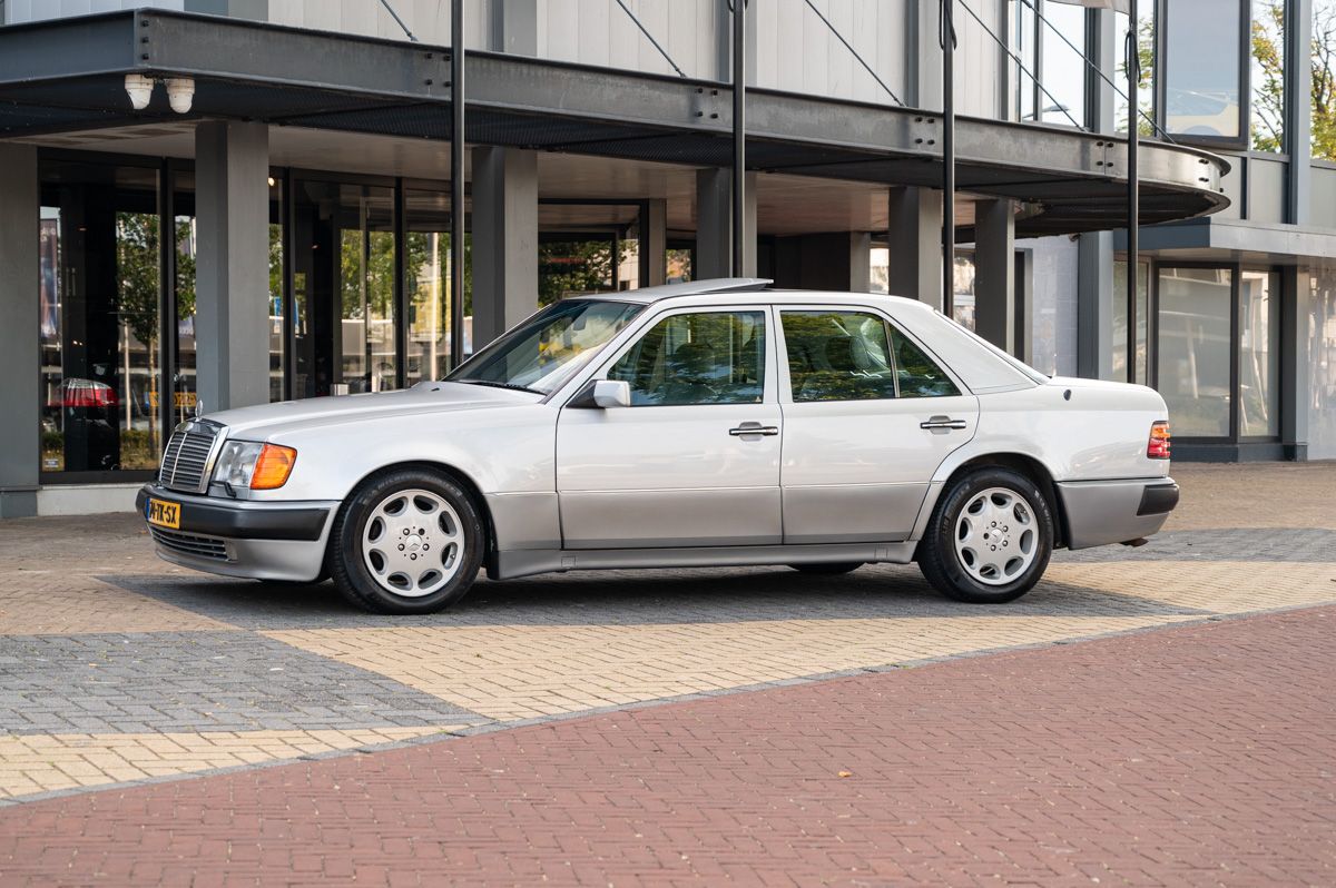 Mercedes-Benz Classe E (1992)