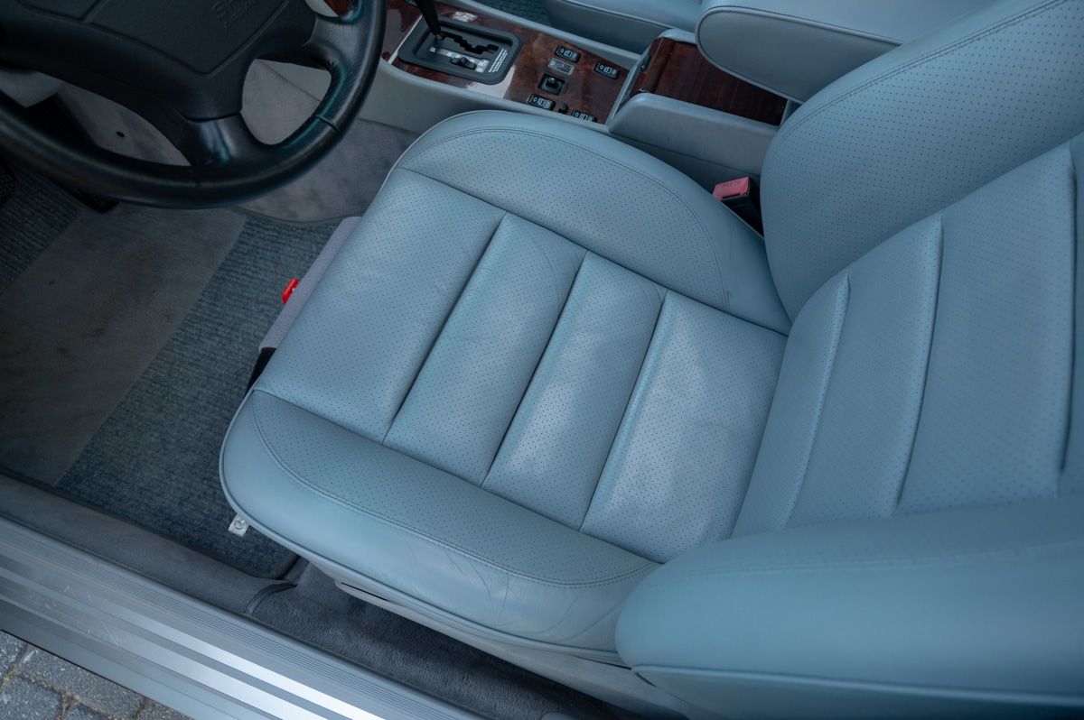 Mercedes-Benz Classe E (1992) — photo 42