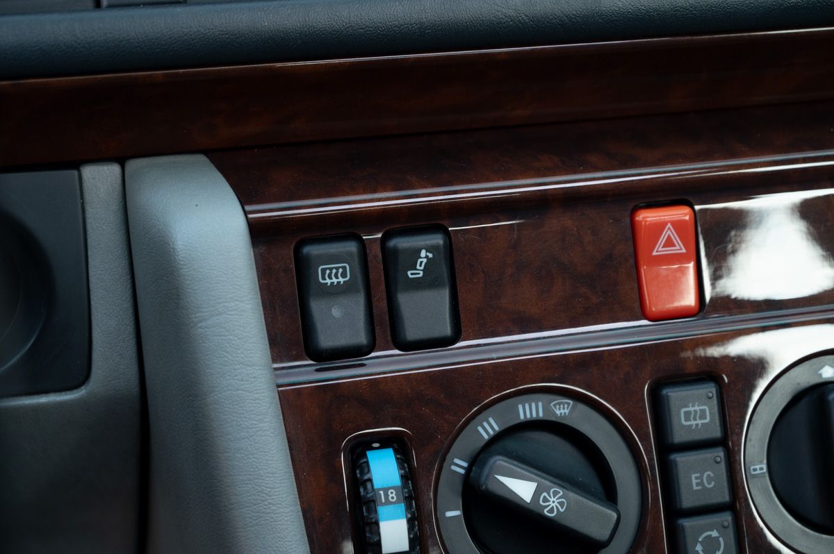 Mercedes-Benz Classe E (1992) — photo 64