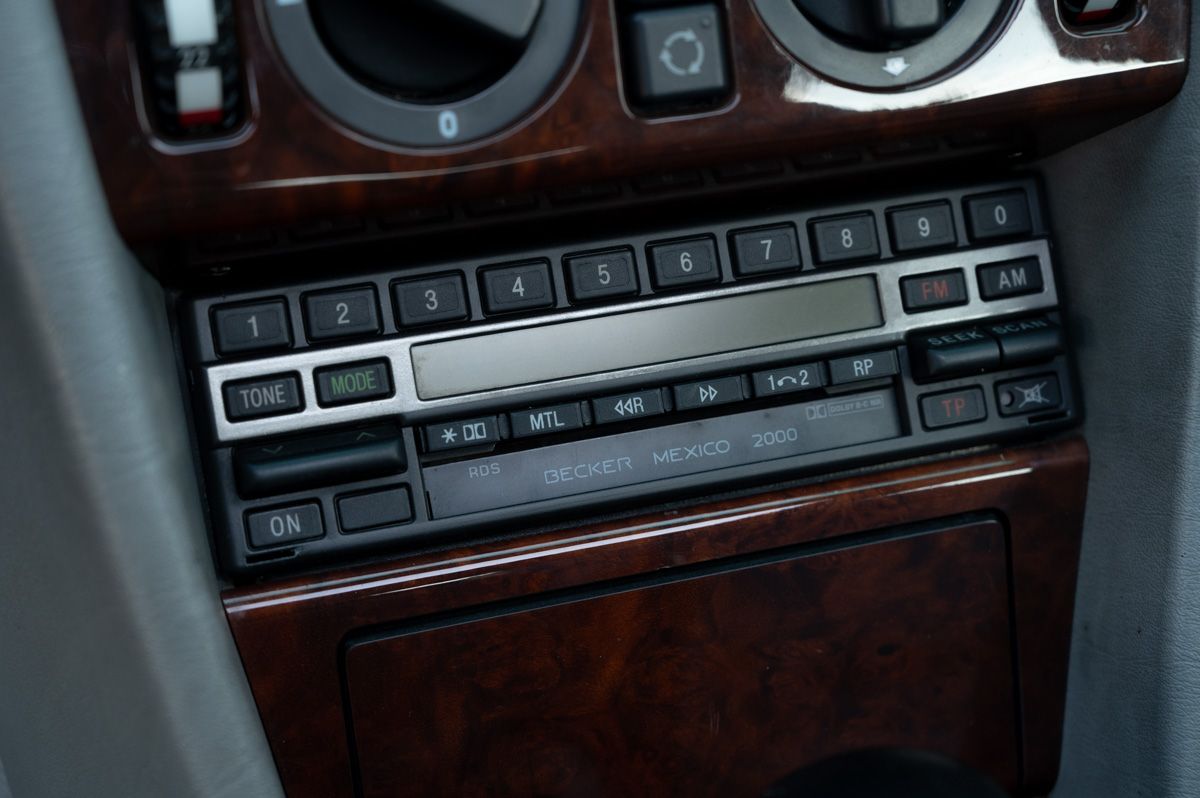 Mercedes-Benz Classe E (1992) — photo 66