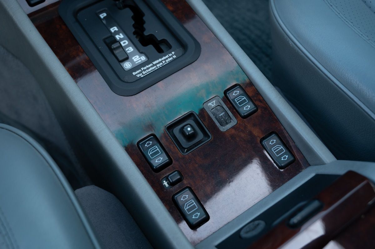 Mercedes-Benz Classe E (1992) — photo 69