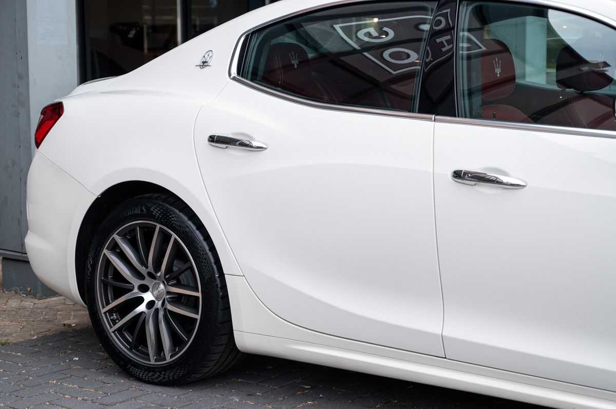 Maserati Ghibli (2019) — photo 32