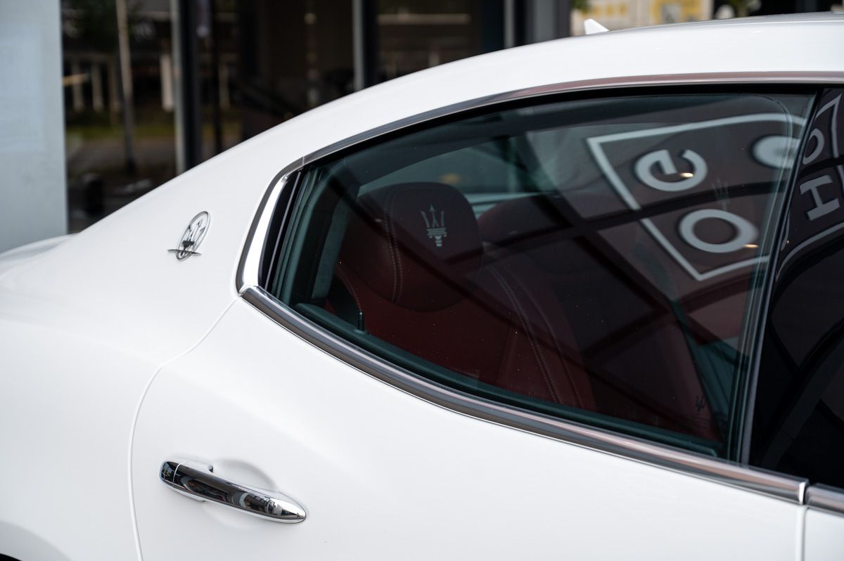Maserati Ghibli (2019) — photo 33