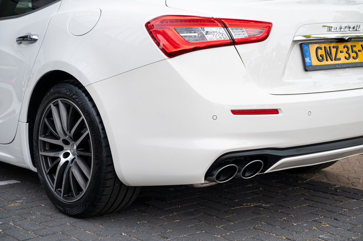 Maserati Ghibli (2019) — photo 11