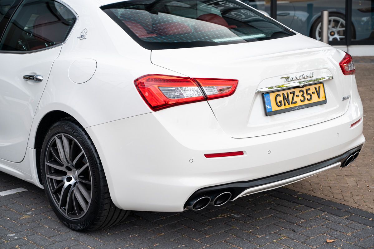 Maserati Ghibli (2019) — photo 10
