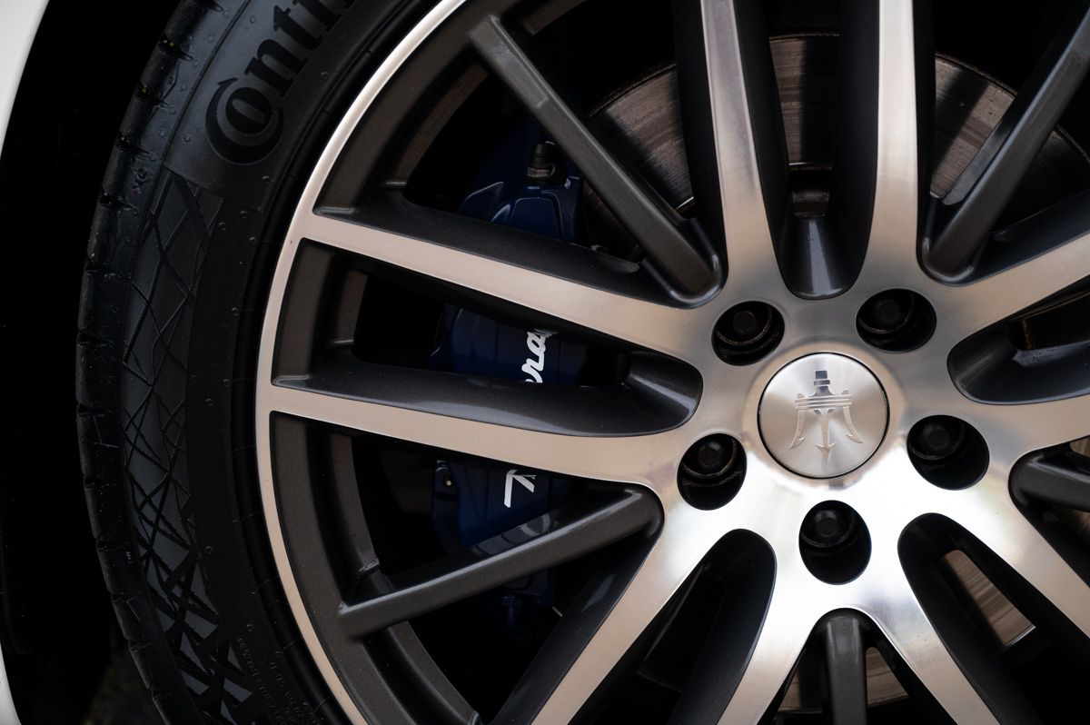 Maserati Ghibli (2019) — photo 18