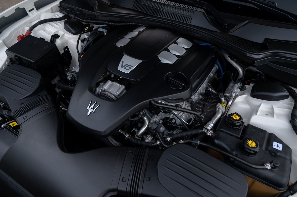 Maserati Ghibli (2019) — photo 91