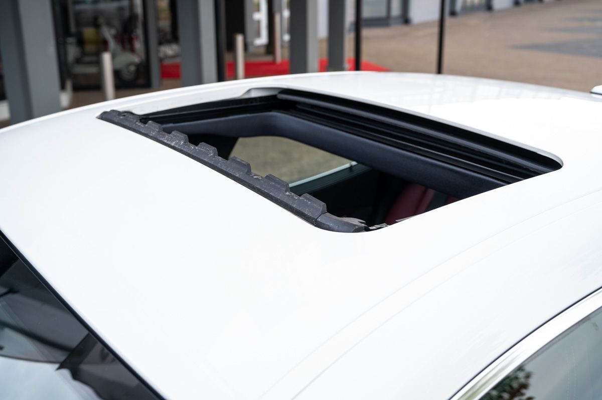 Maserati Ghibli (2019) — photo 41