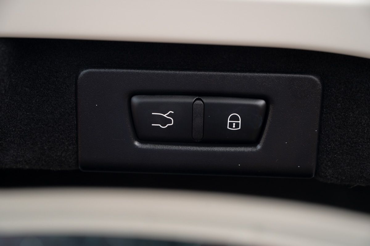 Maserati Ghibli (2019) — photo 68