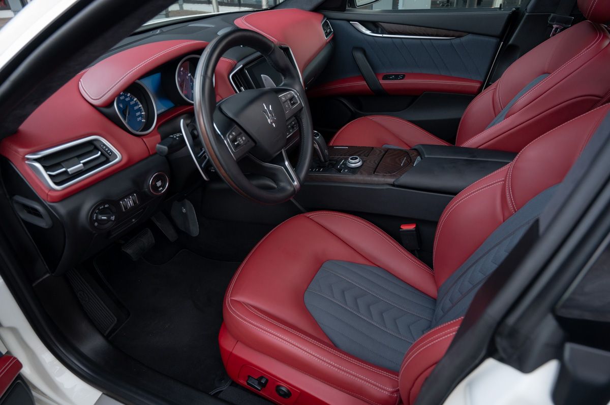 Maserati Ghibli (2019) — photo 44