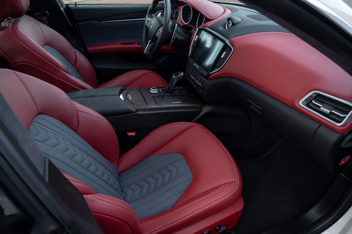 Maserati Ghibli (2019) — photo 57