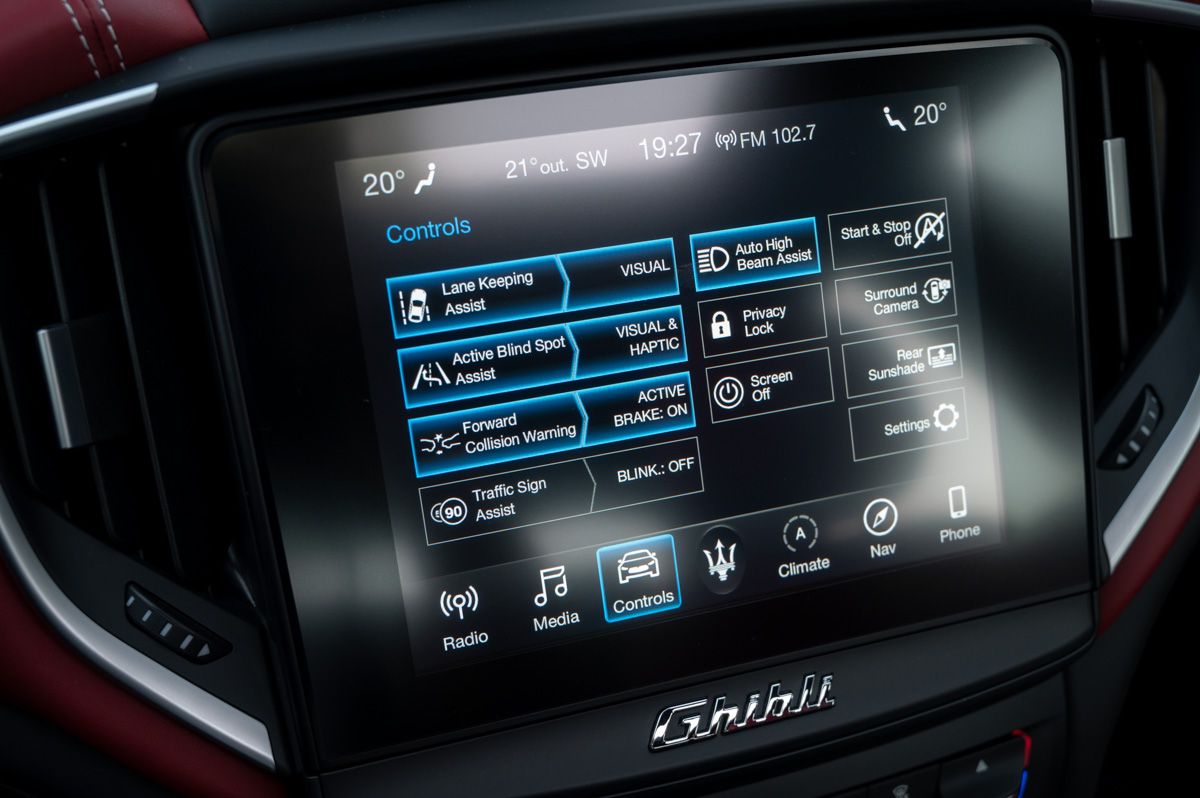 Maserati Ghibli (2019) — photo 49