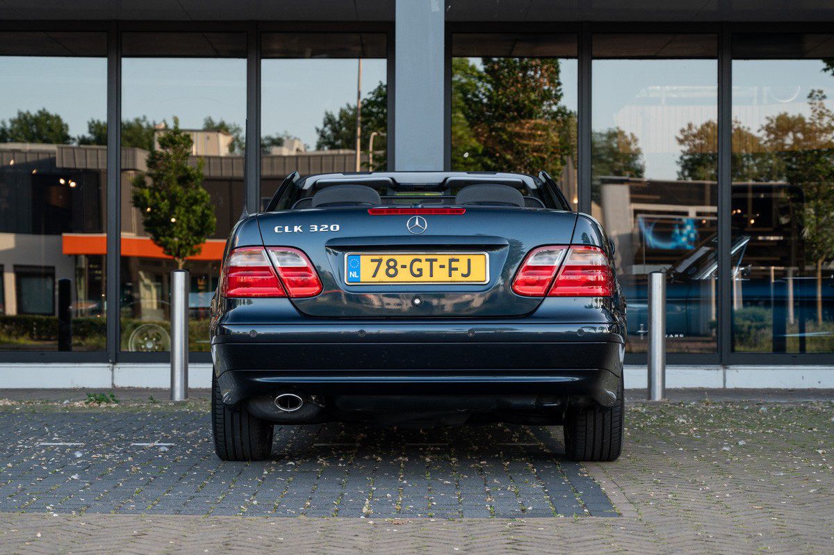 Mercedes-Benz CLK-Klasse (2001) — foto 4