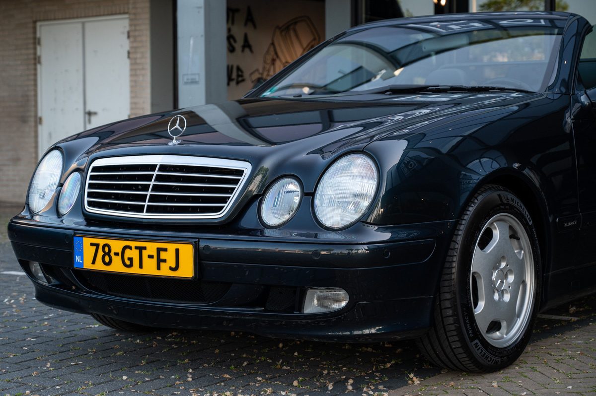 Mercedes-Benz CLK-Klasse (2001) — foto 46