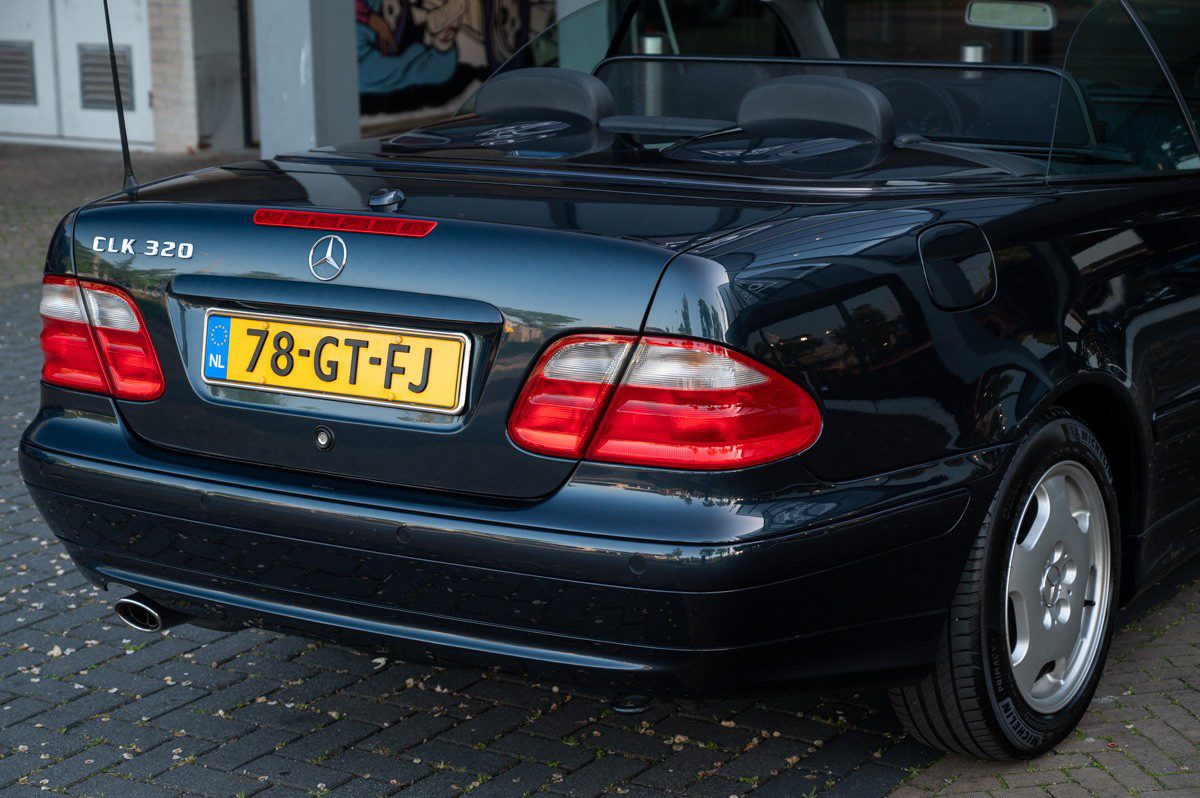 Mercedes-Benz CLK-Klasse (2001) — foto 72