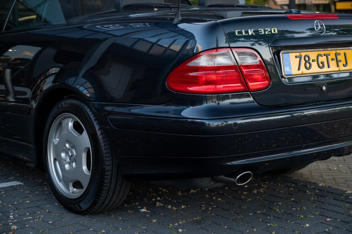 Mercedes-Benz CLK-Klasse (2001) — foto 78